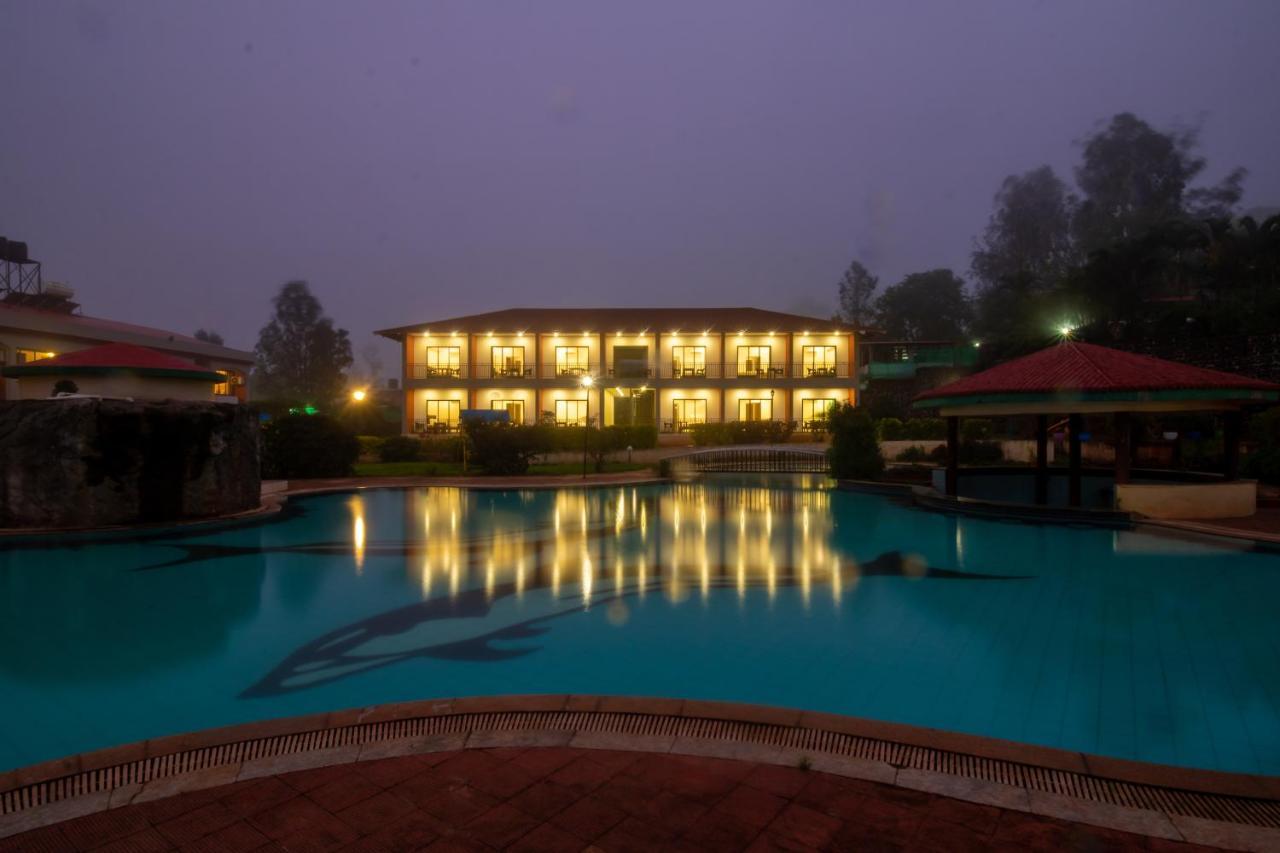 Aveda Blue Country Resort Panchgani Exteriér fotografie