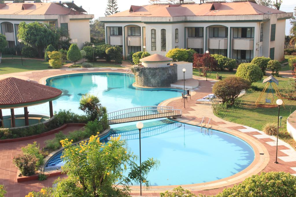 Aveda Blue Country Resort Panchgani Exteriér fotografie
