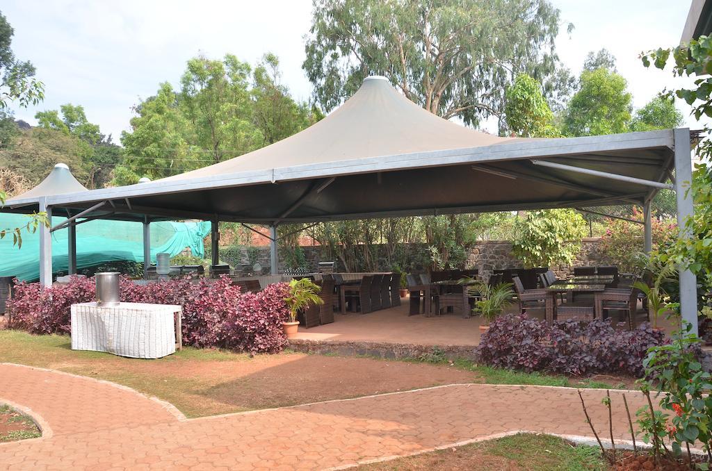 Aveda Blue Country Resort Panchgani Exteriér fotografie