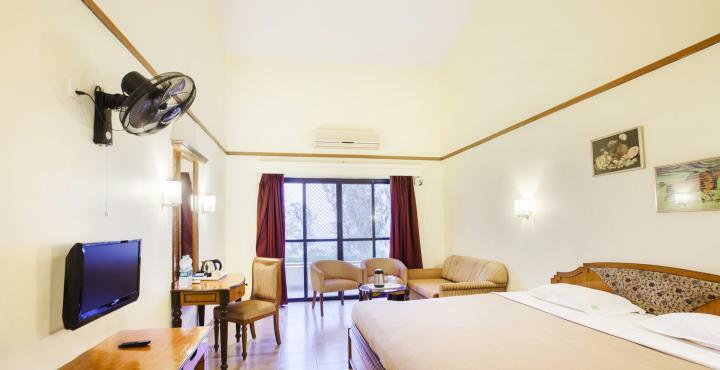 Aveda Blue Country Resort Panchgani Exteriér fotografie